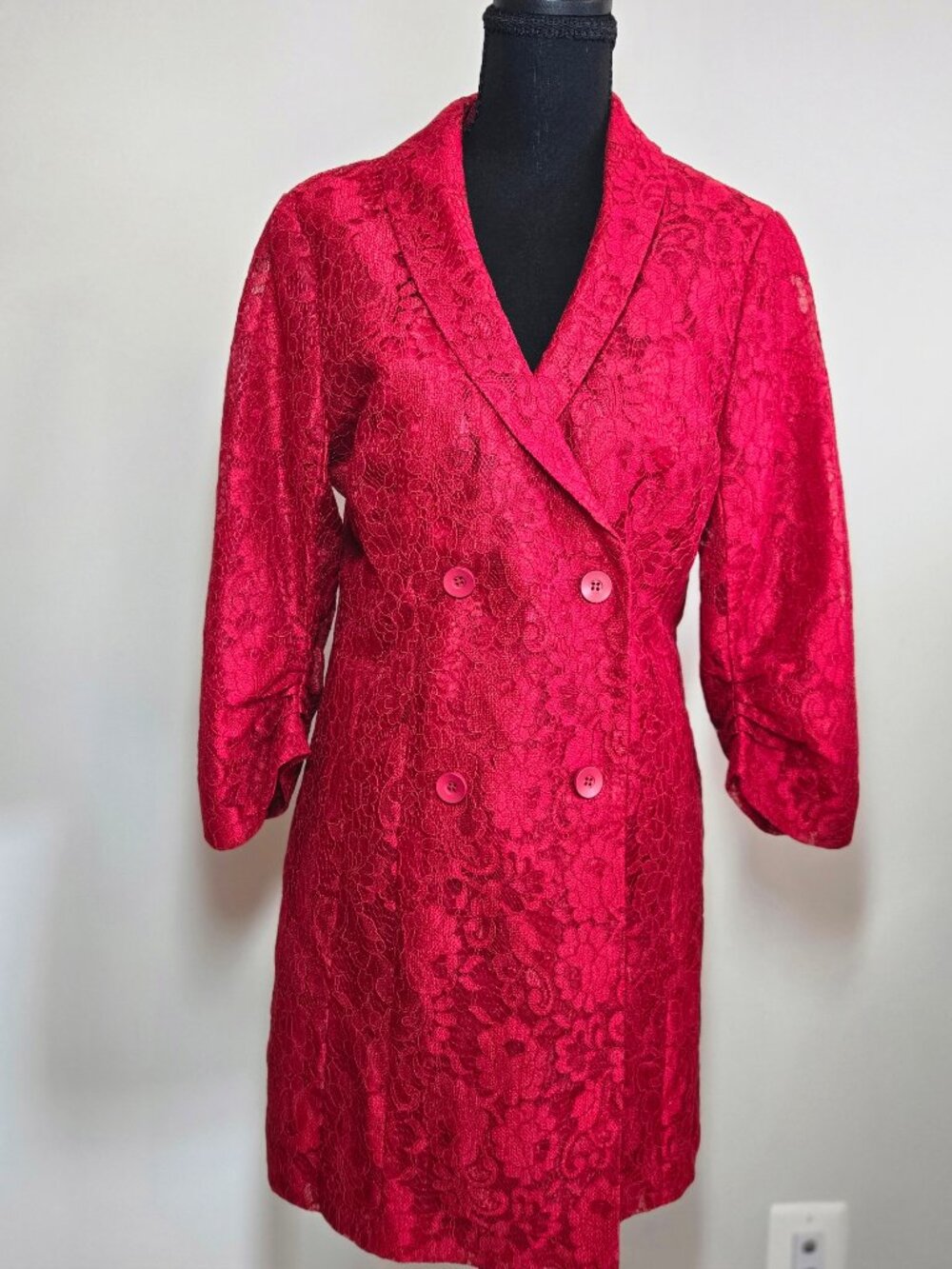 Iconic Lulus Red Lace Overcoat size S - Picture 1 of 13